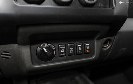 Nissan Navara (Frontier), 2008 год, 1 070 000 рублей, 16 фотография