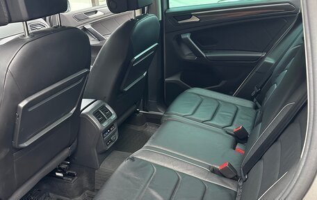 Volkswagen Tiguan II, 2019 год, 2 400 000 рублей, 10 фотография
