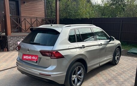 Volkswagen Tiguan II, 2019 год, 2 400 000 рублей, 4 фотография