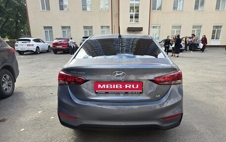 Hyundai Solaris II рестайлинг, 2018 год, 1 600 000 рублей, 6 фотография