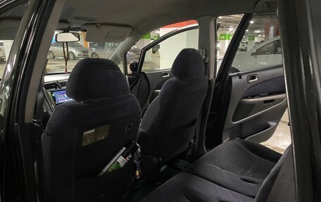 Honda Stream I рестайлинг, 2002 год, 620 000 рублей, 4 фотография