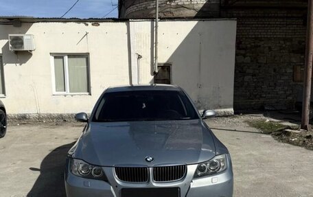 BMW 3 серия, 2005 год, 750 000 рублей, 2 фотография