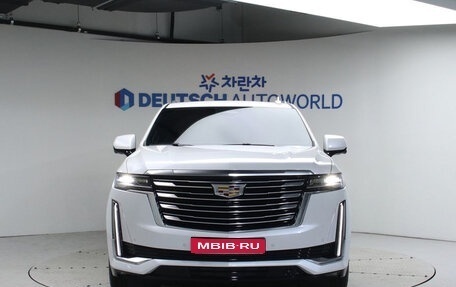 Cadillac Escalade V, 2023 год, 12 542 619 рублей, 1 фотография