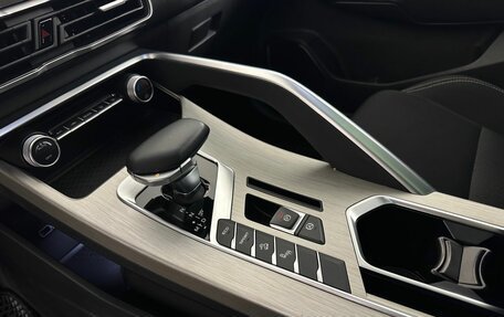 Geely Coolray I, 2023 год, 1 800 000 рублей, 13 фотография