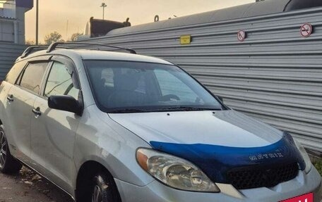 Toyota Matrix, 2003 год, 475 000 рублей, 2 фотография
