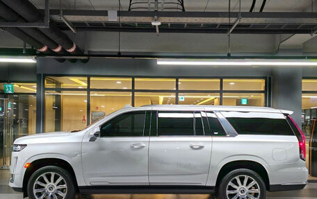 Cadillac Escalade V, 2023 год, 12 422 880 рублей, 3 фотография