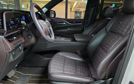 Cadillac Escalade V, 2023 год, 12 422 880 рублей, 11 фотография