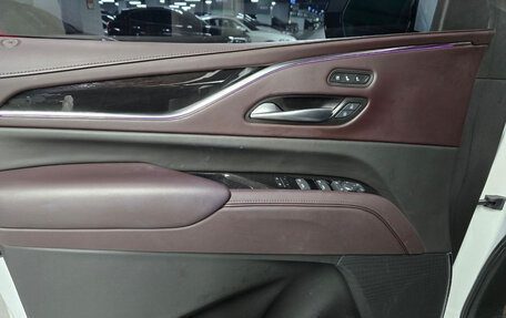 Cadillac Escalade V, 2023 год, 12 422 880 рублей, 12 фотография