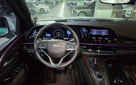 Cadillac Escalade V, 2023 год, 12 422 880 рублей, 17 фотография