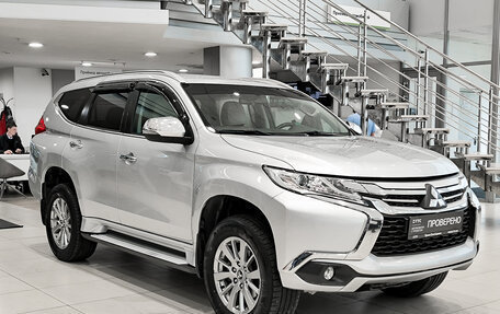 Mitsubishi Pajero Sport III рестайлинг, 2018 год, 2 299 000 рублей, 3 фотография