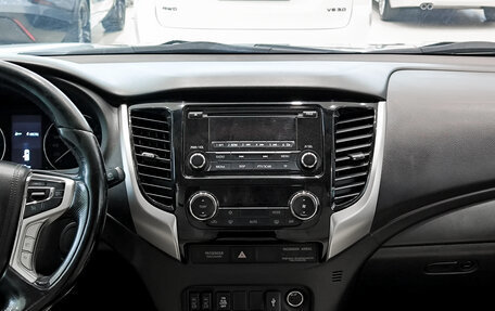 Mitsubishi Pajero Sport III рестайлинг, 2018 год, 2 299 000 рублей, 15 фотография