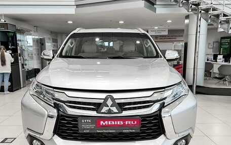Mitsubishi Pajero Sport III рестайлинг, 2018 год, 2 299 000 рублей, 2 фотография