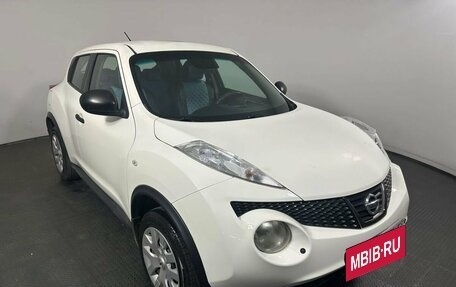 Nissan Juke II, 2012 год, 900 000 рублей, 3 фотография