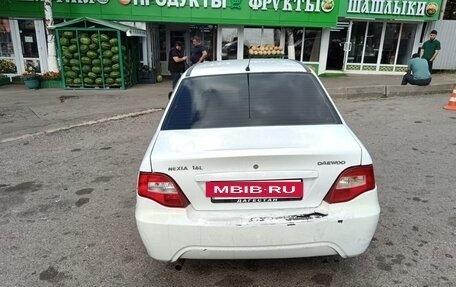 Daewoo Nexia I рестайлинг, 2011 год, 140 000 рублей, 2 фотография