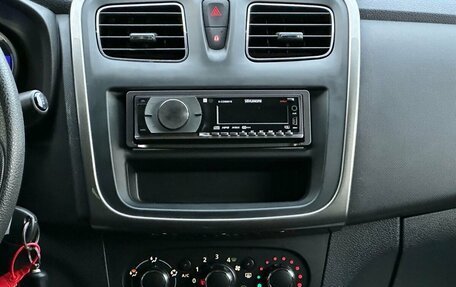 Renault Logan II, 2015 год, 779 000 рублей, 15 фотография