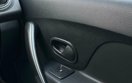 Renault Logan II, 2015 год, 779 000 рублей, 22 фотография