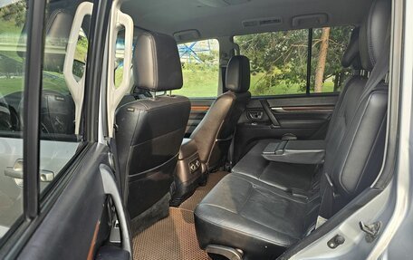 Mitsubishi Pajero IV, 2008 год, 1 200 000 рублей, 13 фотография