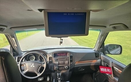 Mitsubishi Pajero IV, 2008 год, 1 200 000 рублей, 14 фотография
