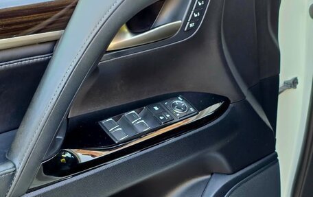 Lexus LX III, 2019 год, 9 700 000 рублей, 7 фотография