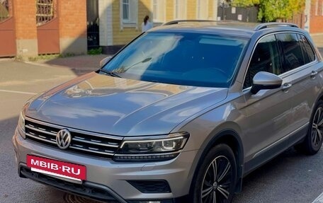 Volkswagen Tiguan II, 2017 год, 2 190 000 рублей, 2 фотография