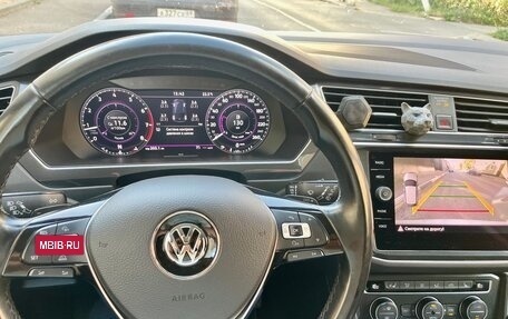 Volkswagen Tiguan II, 2017 год, 2 190 000 рублей, 11 фотография