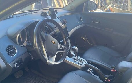 Chevrolet Cruze II, 2013 год, 800 000 рублей, 6 фотография