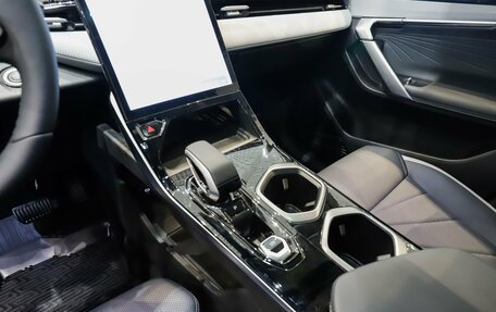 Geely Atlas, 2024 год, 3 918 000 рублей, 12 фотография