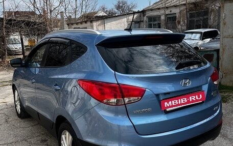 Hyundai ix35 I рестайлинг, 2012 год, 1 400 000 рублей, 2 фотография
