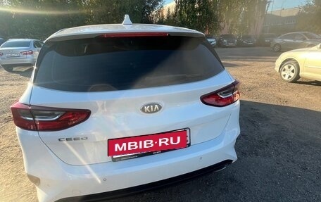 KIA cee'd III, 2018 год, 1 750 000 рублей, 2 фотография