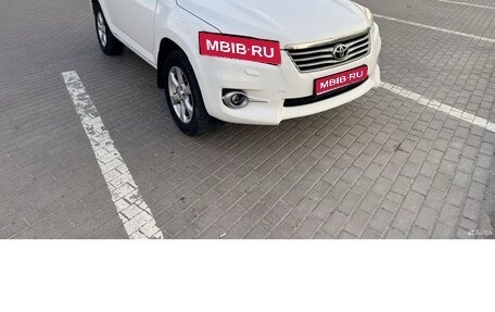 Toyota RAV4, 2011 год, 120 000 рублей, 1 фотография
