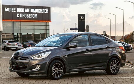 Hyundai Solaris II рестайлинг, 2013 год, 725 000 рублей, 1 фотография