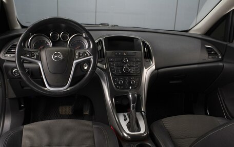 Opel Astra J, 2010 год, 580 000 рублей, 6 фотография