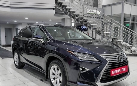 Lexus RX IV рестайлинг, 2017 год, 3 590 000 рублей, 3 фотография