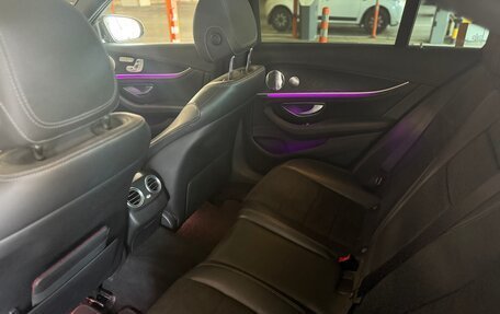 Mercedes-Benz E-Класс, 2019 год, 3 380 000 рублей, 13 фотография