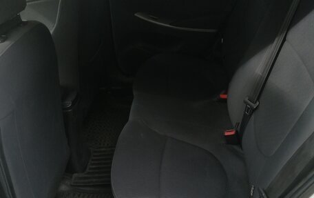 Hyundai Solaris II рестайлинг, 2013 год, 655 000 рублей, 10 фотография