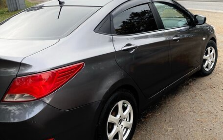 Hyundai Solaris II рестайлинг, 2016 год, 1 100 000 рублей, 2 фотография