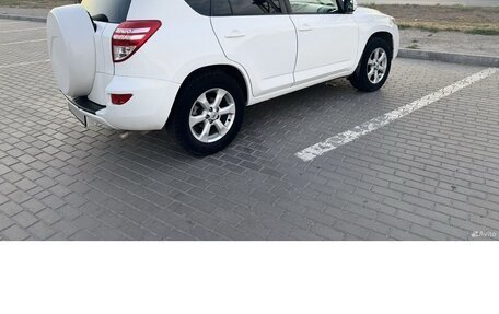 Toyota RAV4, 2011 год, 120 000 рублей, 3 фотография