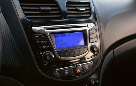 Hyundai Solaris II рестайлинг, 2013 год, 725 000 рублей, 14 фотография