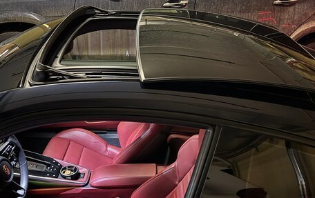 Porsche 911, 2021 год, 21 900 000 рублей, 13 фотография