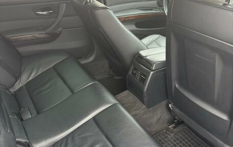 BMW 3 серия, 2011 год, 1 050 000 рублей, 2 фотография