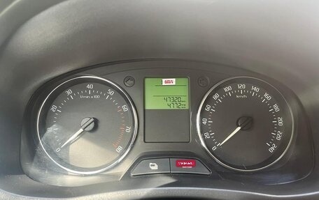 Skoda Fabia II, 2012 год, 900 000 рублей, 13 фотография