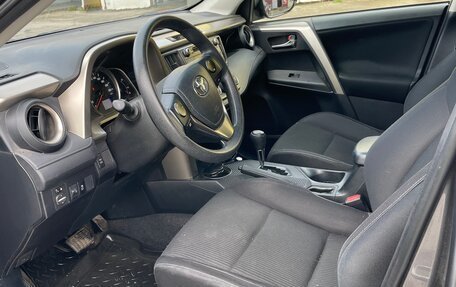 Toyota RAV4, 2013 год, 1 650 000 рублей, 9 фотография
