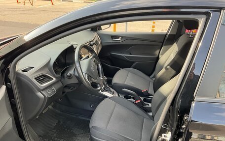 Hyundai Solaris II рестайлинг, 2017 год, 820 000 рублей, 8 фотография