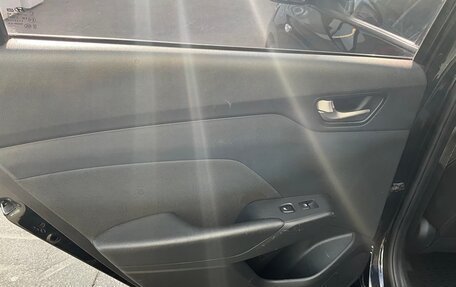 Hyundai Solaris II рестайлинг, 2017 год, 820 000 рублей, 14 фотография
