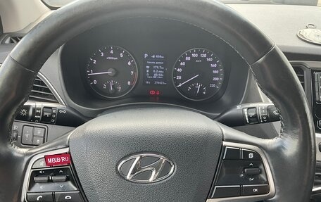 Hyundai Solaris II рестайлинг, 2017 год, 820 000 рублей, 10 фотография