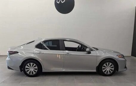 Toyota Camry, 2024 год, 3 500 000 рублей, 4 фотография