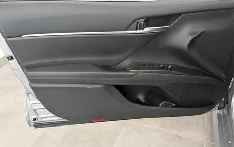 Toyota Camry, 2024 год, 3 500 000 рублей, 17 фотография