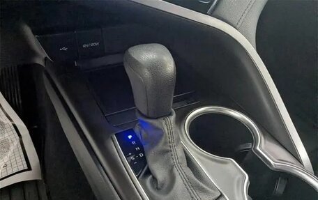 Toyota Camry, 2024 год, 3 500 000 рублей, 24 фотография