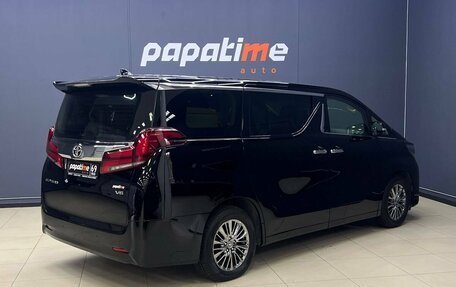 Toyota Alphard III, 2019 год, 5 200 000 рублей, 3 фотография