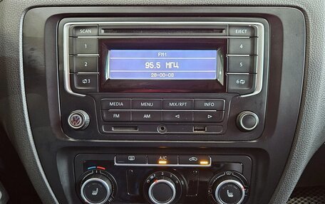 Volkswagen Jetta VI, 2014 год, 997 000 рублей, 14 фотография